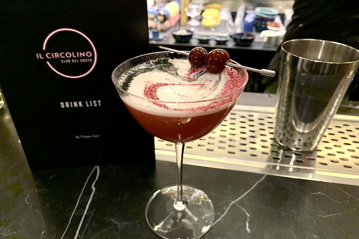 Il cocktail Pirletta apre la drink list Filippo Sisti firma la nuova drink list de Il Circolino Il cocktail Pirletta apre la drink list Filippo Sisti firma la nuova drink list de Il Circolino
