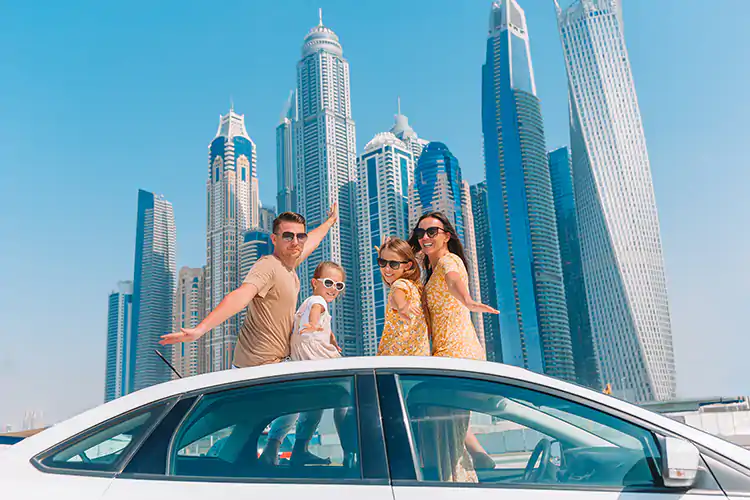 A Dubai vaccino obbligatorio per chi partecipa a eventi Turisti in Emirati Arabi? Obbligo di vaccino per mostre, concerti, partite