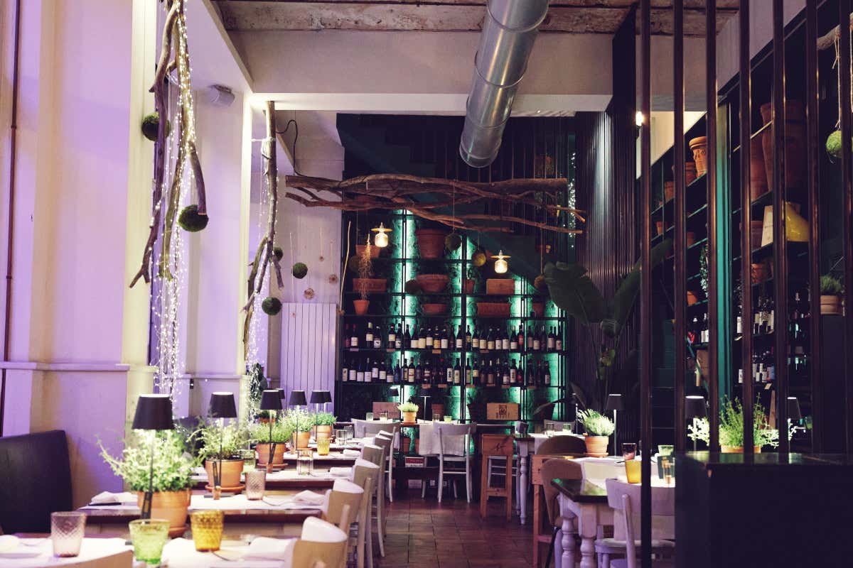 Un angolo della sala del ristorante Dume Trattoria Imperfetta