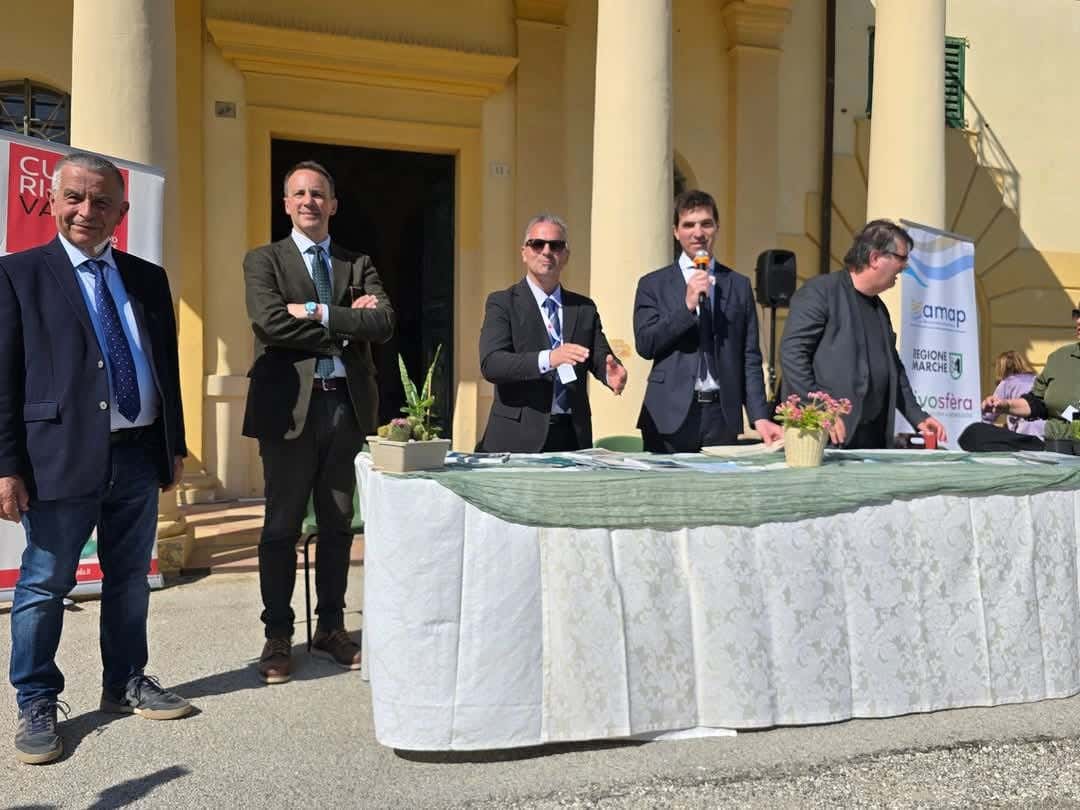 Campionato italiano di potatura d'olivo a Villa Salvati. Nove istituti agrari a contendersi il titolo