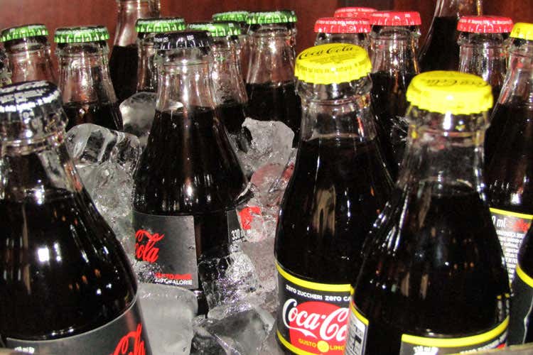L’effetto Coca-Cola in Italia Indotto da 813 milioni di euro L’effetto Coca-Cola in Italia Indotto da 813 milioni di euro