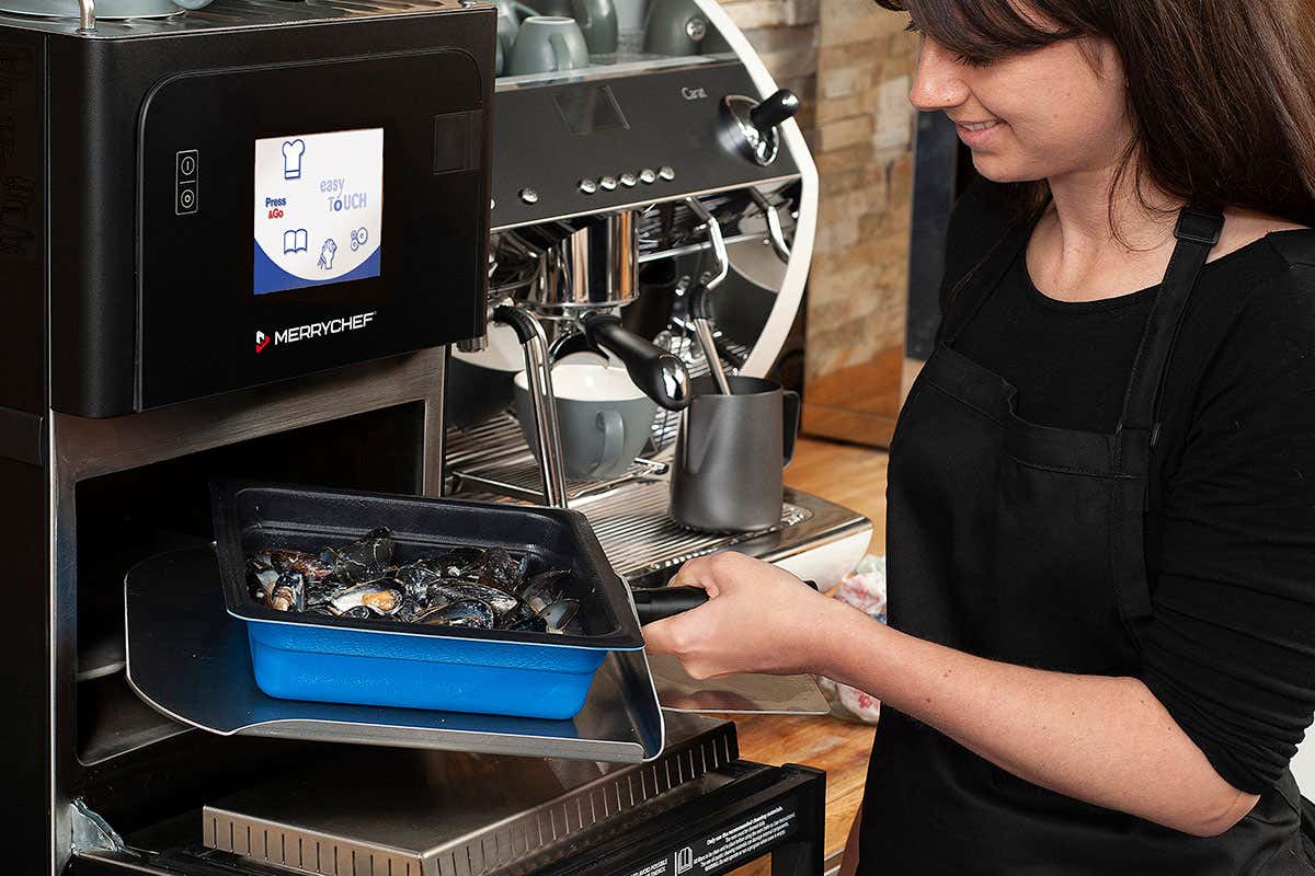 Welbilt, cucina professionale senza cappa di aspirazione
