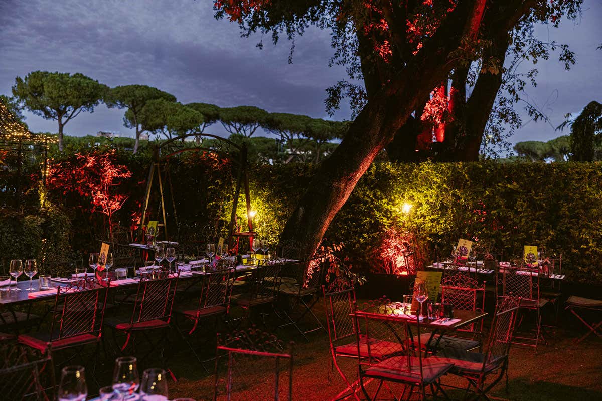 Il club di Roma immerso in un ex vivaio dove la musica si accende tra gli alberi