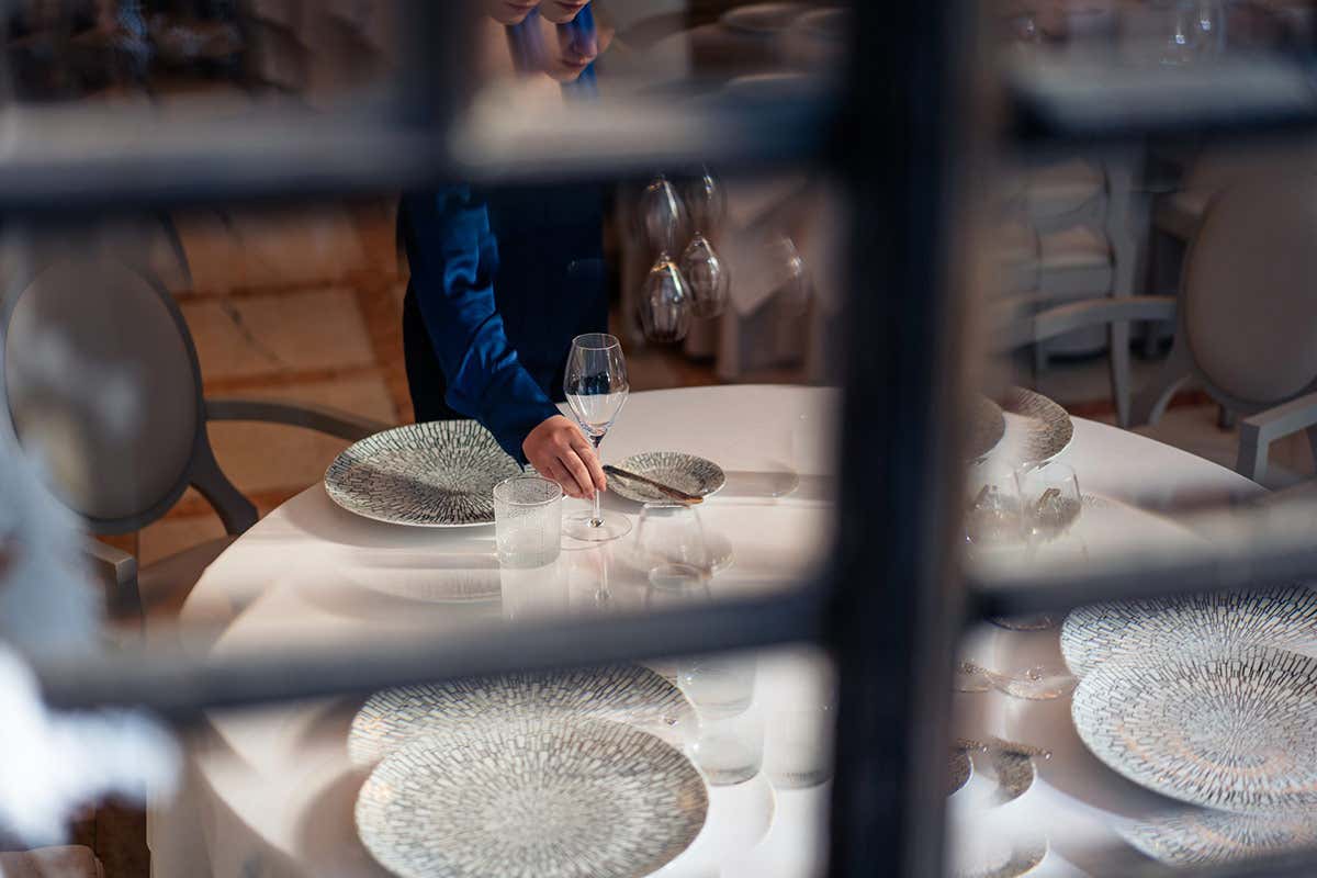 Enoteca La Torre: un gioiello culinario a Roma. Ecco come un ristorante bistellato ha successo Enoteca La Torre: un gioiello culinario a Roma. Ecco come un ristorante bistellato ha successo