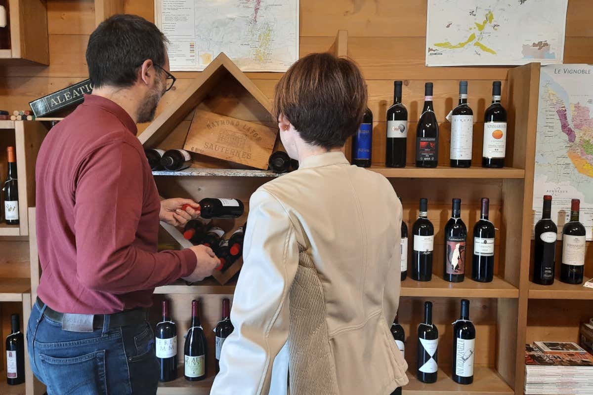 Enoteche Vinarius in fiducia: «In primavera ripartiranno i consumi»