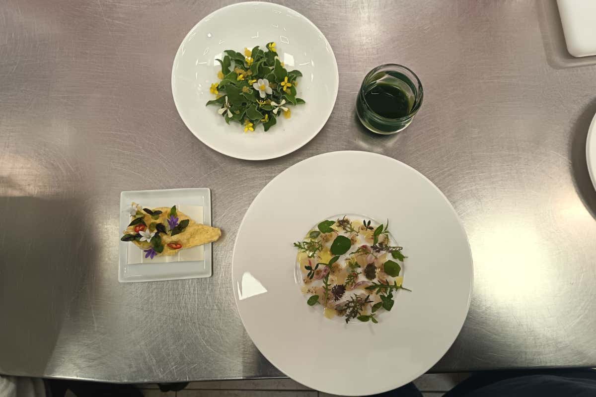 Ficoie e Orata, uno dei piatti di Piazza Duomo ad Alba, replicato live da chef Enrico Crippa durante la masterclass di Cast