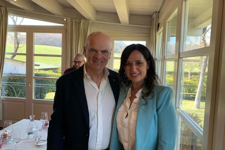 Enrico Derflingher con Barbara Cacciolari  Euro-Toques e Derflingher protagonisti all'Università di Camerino