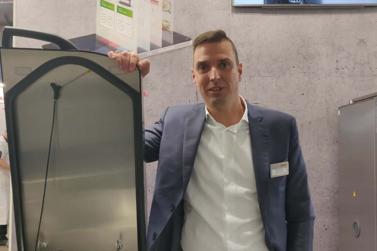 Enrico Ferri, Ad di Rational La tecnologia al servizio della ristorazione: iCombi e iVario di Rational Enrico Ferri, Ad di Rational La tecnologia al servizio della ristorazione: iCombi e iVario di Rational