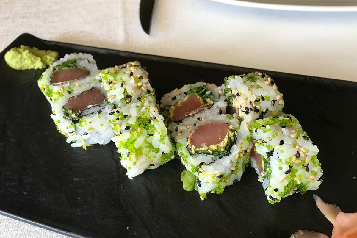 Sushi con tonno alalunga