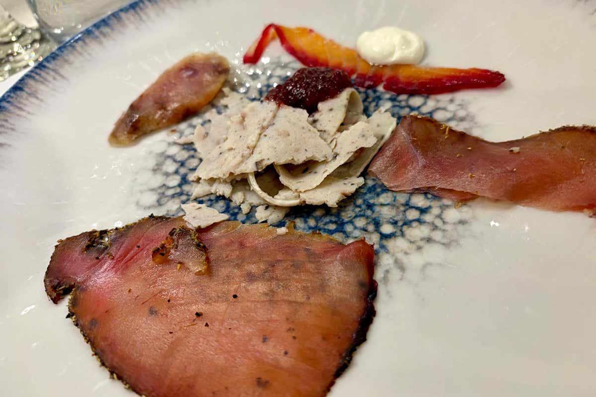 A Galati Marina la cucina del futuro: salumi di mare e frollatura del pesce A Galati Marina la cucina del futuro: salumi di mare e frollatura del pesce