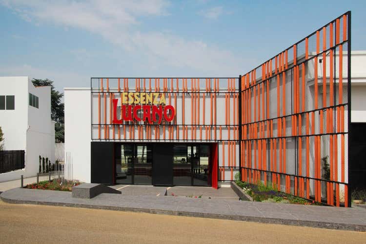 Essenza Lucano sorge a Pisticci, accanto all'azienda (Essenza Lucano, uno spazio per celebrare Matera e... l'amaro)