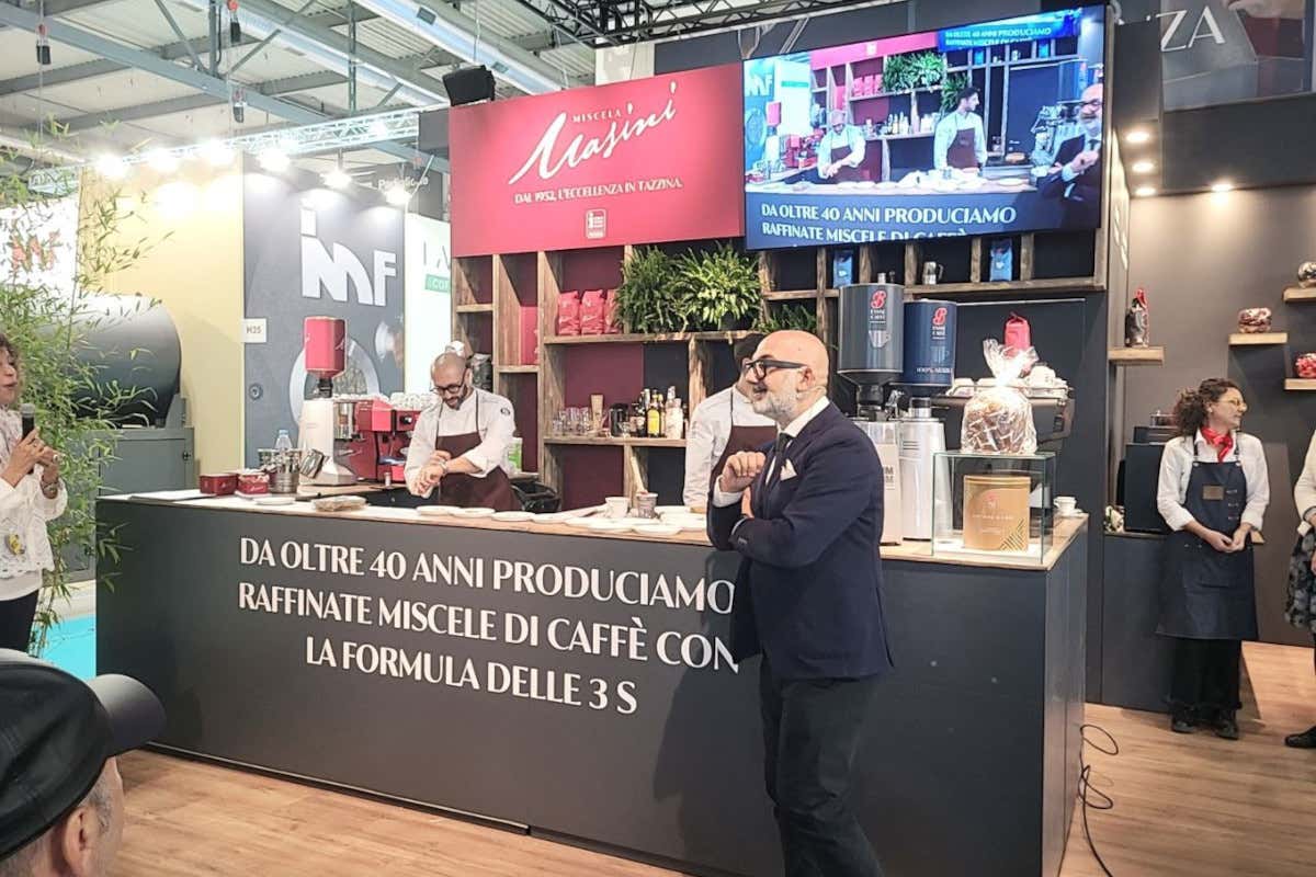 Essse Caffè: restyling d'immagine e nuovi prodotti per i bar