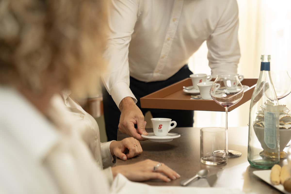 Ecco come servire un caffè eccellente, veloce e senza sprechi al ristorante Ecco come servire un caffè eccellente, veloce e senza sprechi al ristorante