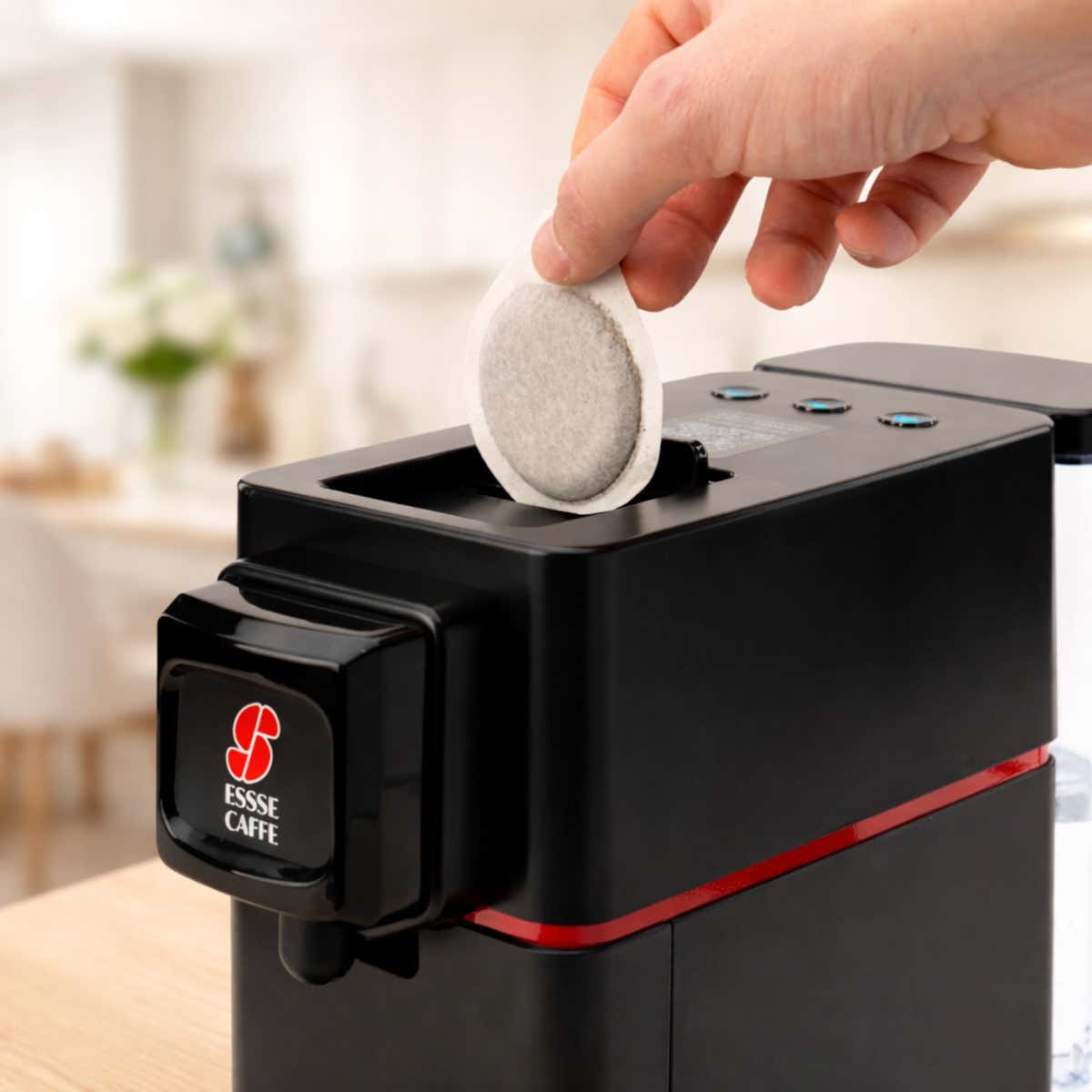 Sofia utilizza cialde compostabili in carta, che riducono impatto ambientale e semplificano lo smaltimento