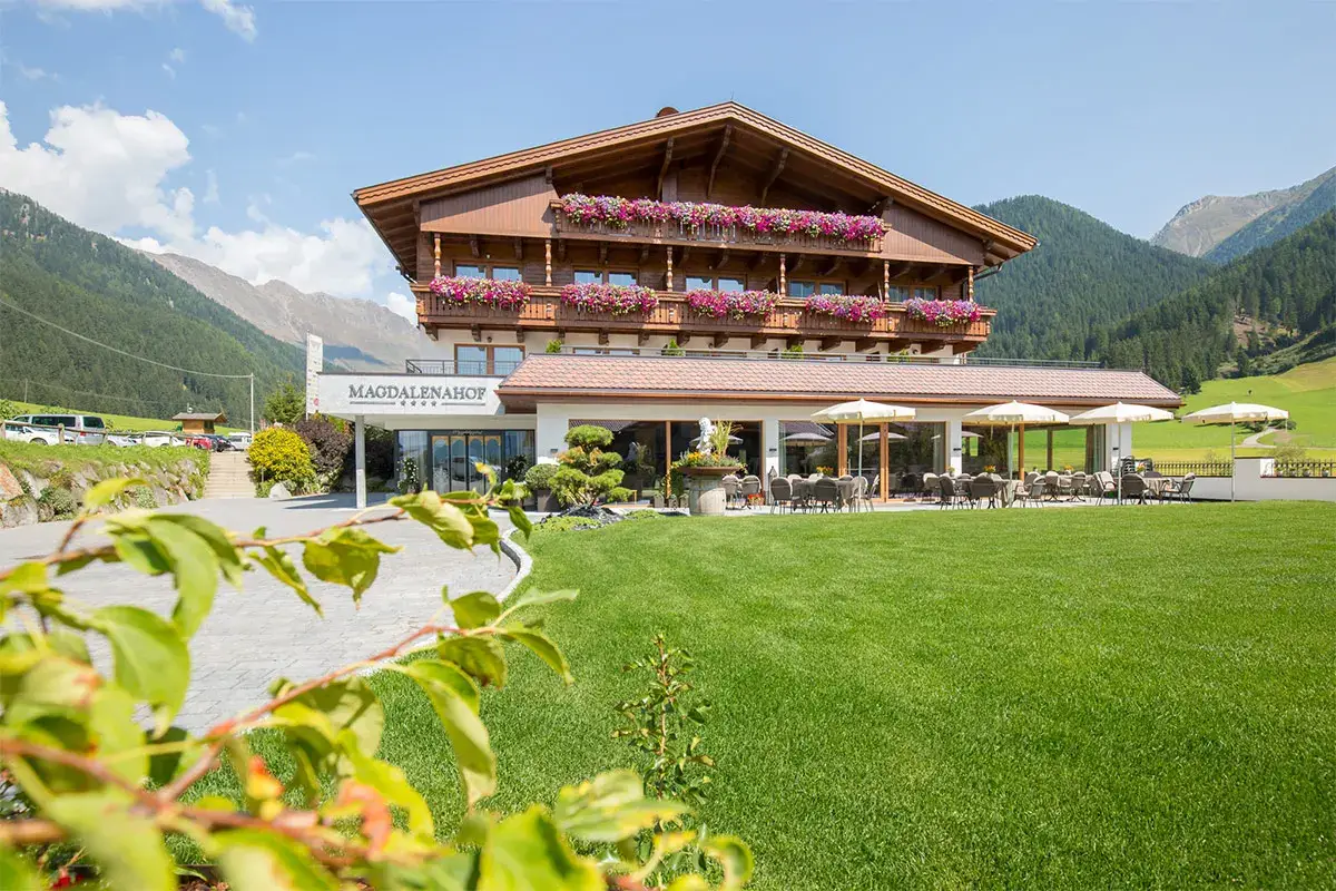 Il Wander Vital Hotel Magdalenahof Vacanze salutari in Alto Adige Nella natura con i Vitalpina Hotels