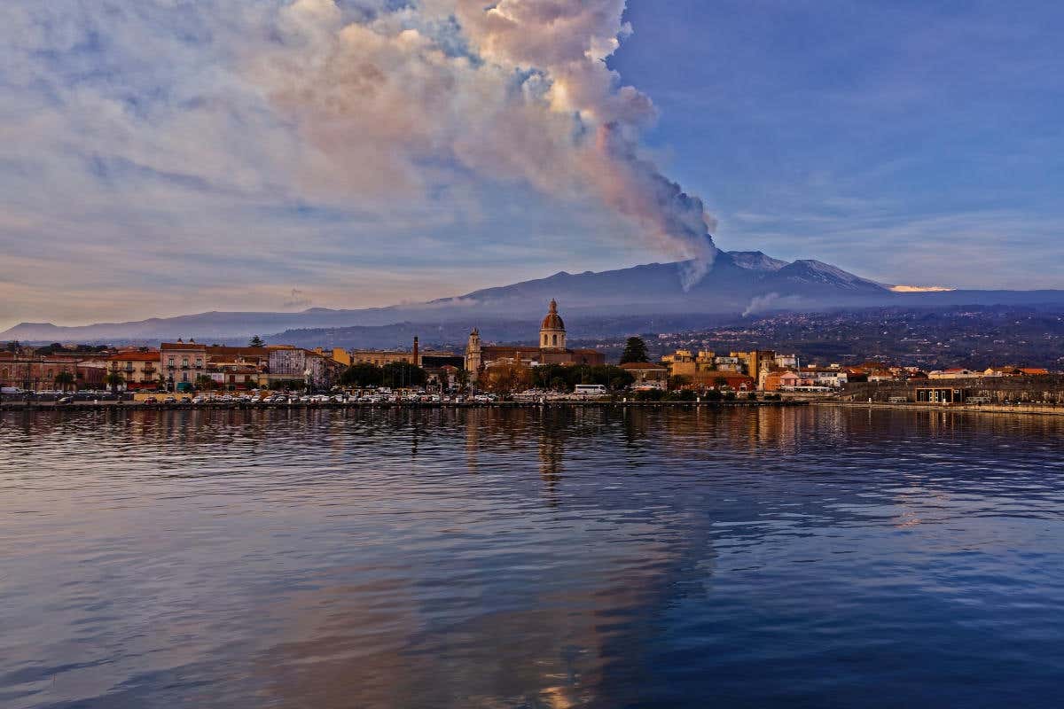 Il mare ha un rapporto speciale con l'Etna Lavica celebra l'Etna un vulcano di eccellenze gastronomiche