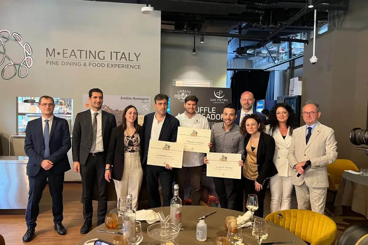 Accademia del tartufo nel mondo laurea i nuovi Chef Ambassador per Dubai.