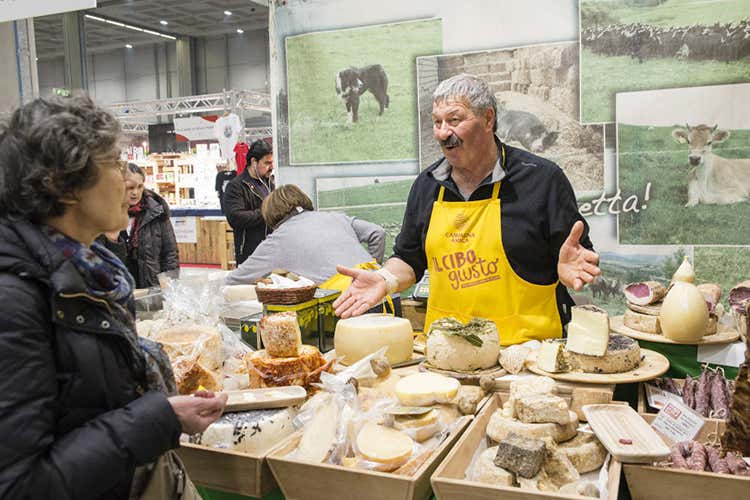 Un'occasione per i produttori e i clienti (Fa’ la cosa giusta La sostenibilità in cucina)