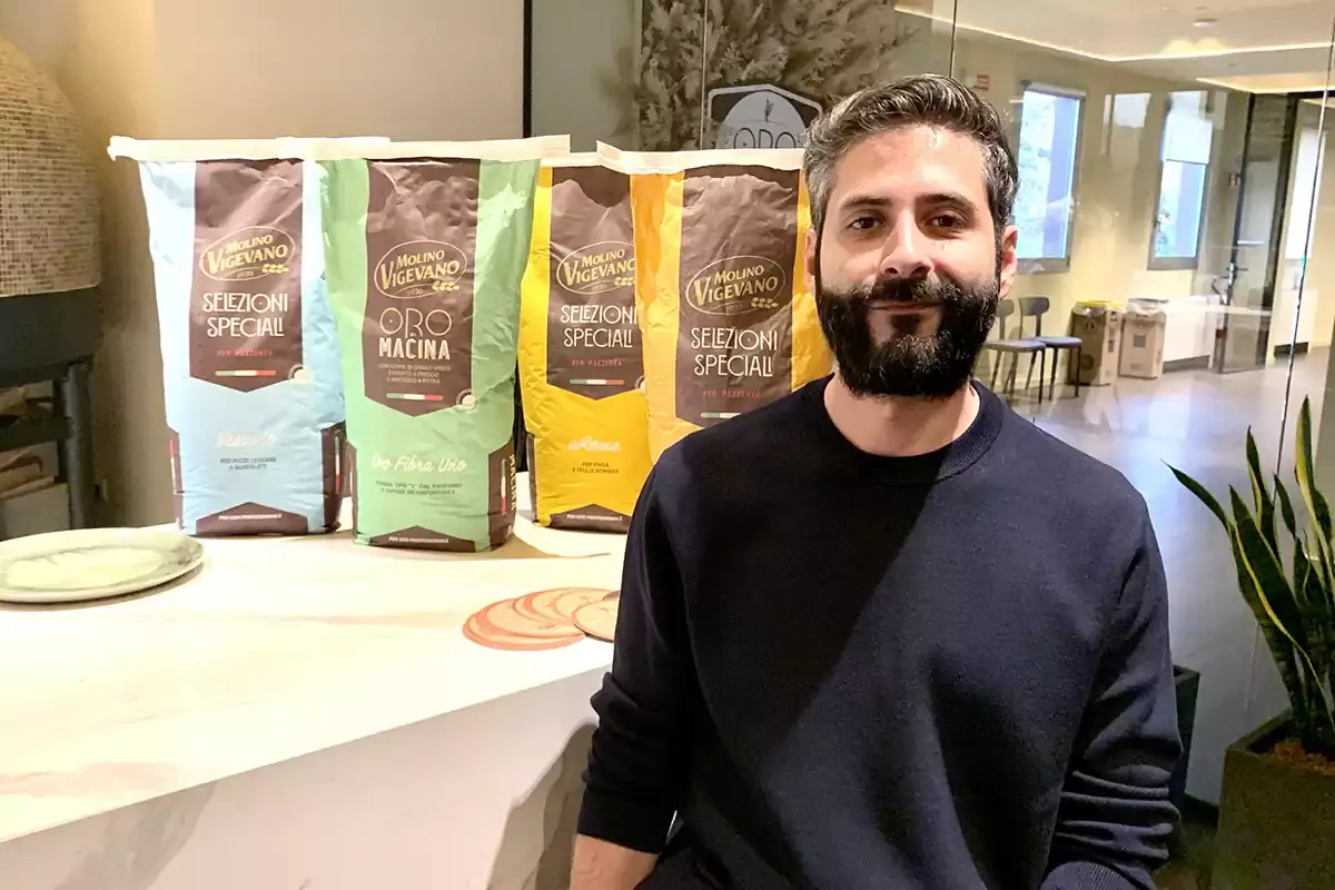 Fabrizio Lo Conte In cucina con Lo Conte, tra Master del Cornicione e alimenti funzionali