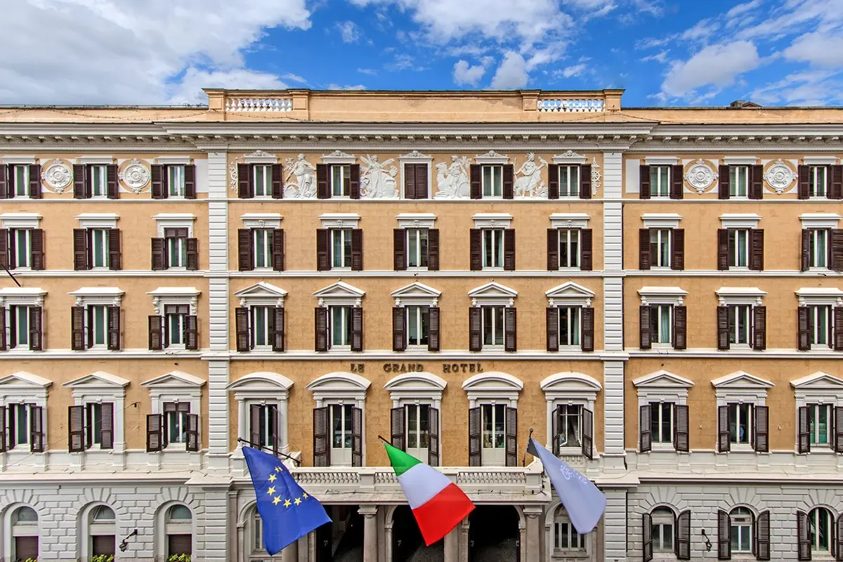L&rsquo;hotel &egrave; nato nel 1894 dalla mente del leggendario albergatore C&eacute;sar Ritz La nuova era del St. Regis Rome tra storia, arte e progresso