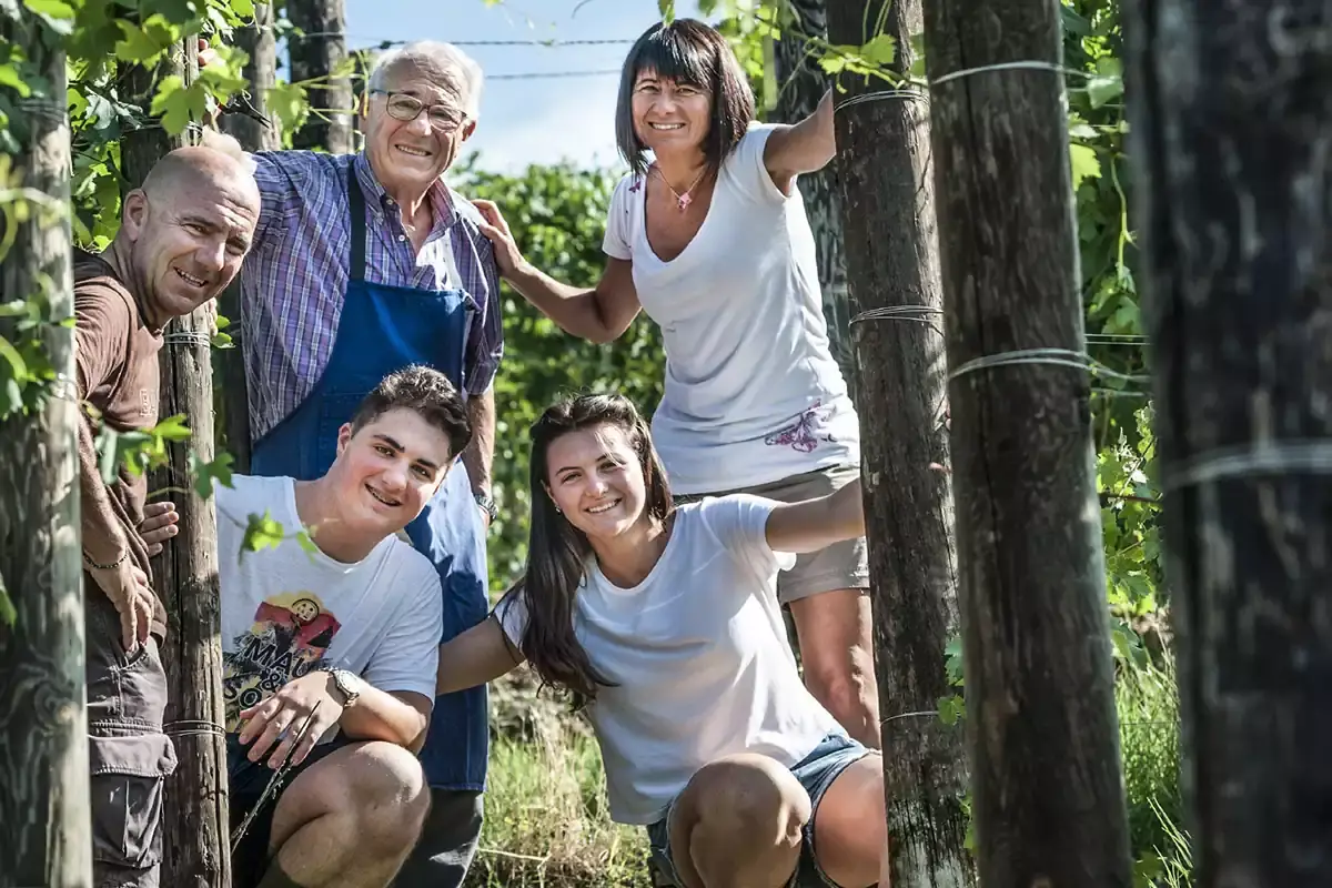 La famiglia Sandrone Sandrone: famiglia, territorio, vino
