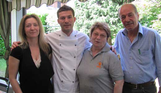 Da sinistra: Claudia, Alfio, Celestina e Giuseppe Tironi Da sinistra: Claudia, Alfio, Celestina e Giuseppe Tironi
