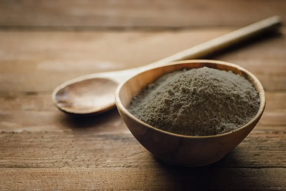 Farina di grano arso Grano arso, da cibo povero a tipicit&agrave; ricercata dai grandi cuochi