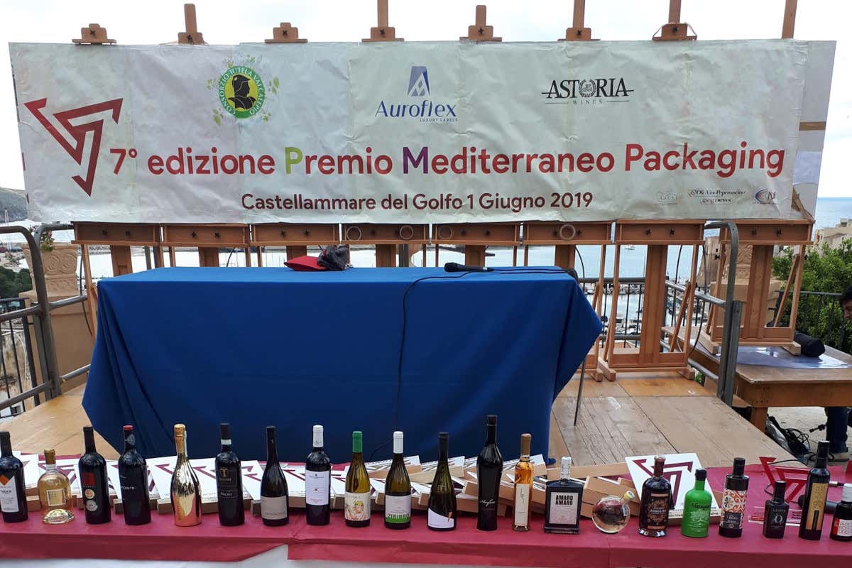 Vino, olio e birra artigianale: torna il Premio Mediterraneo Packaging rinnovato Vino, olio e birra artigianale: torna il Premio Mediterraneo Packaging rinnovato