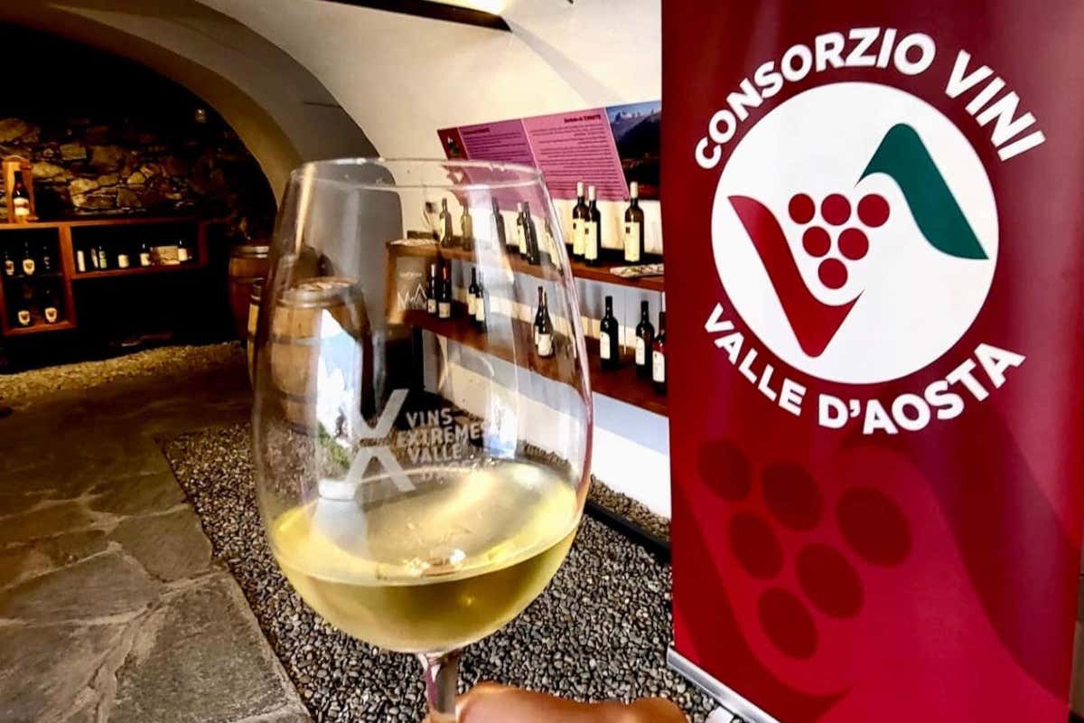 Vini di confine tra Italia e Francia: l’identità nascosta della Valle d’Aosta Vini di confine tra Italia e Francia: l’identità nascosta della Valle d’Aosta