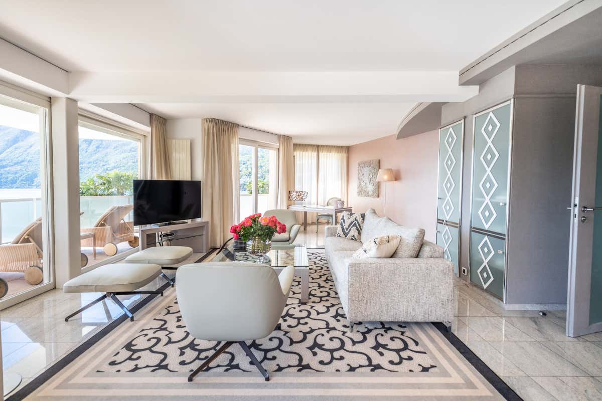 Un resort balneare in Svizzera? Ad Ascona tra spiaggia privata e sport acquatici