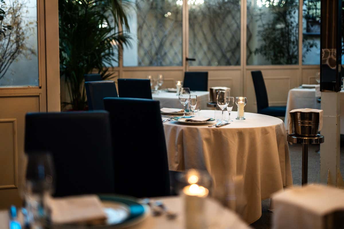 Il ristorante che da vecchio deposito di carrozze è diventato tempio del pesce fresco