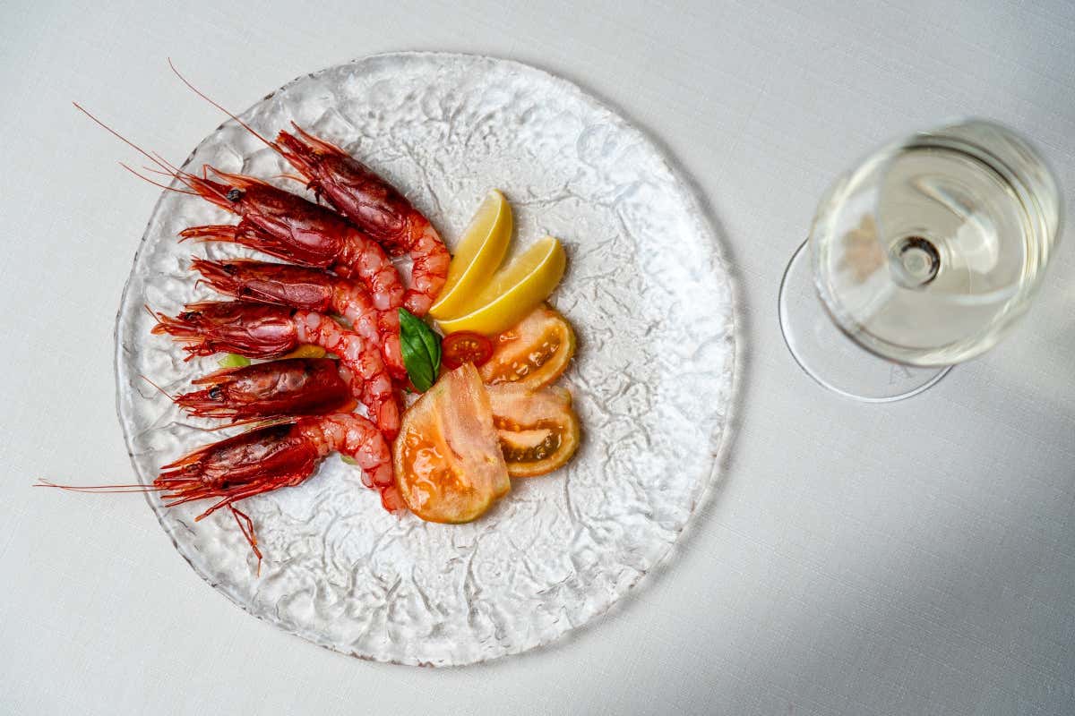 Il ristorante che da vecchio deposito di carrozze è diventato tempio del pesce fresco