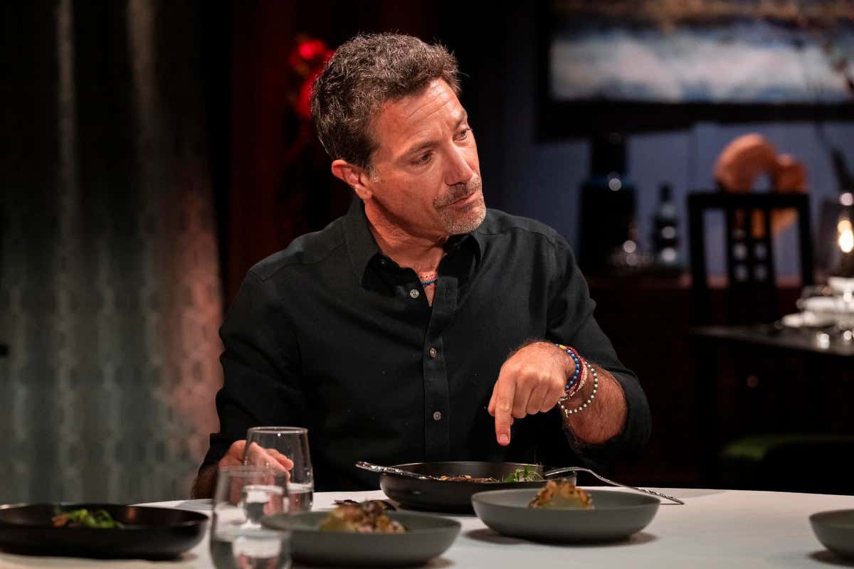 Gino D'Acampo nella bufera: accuse di molestie sessuali, lo chef si difende Gino D'Acampo nella bufera: accuse di molestie sessuali, lo chef si difende