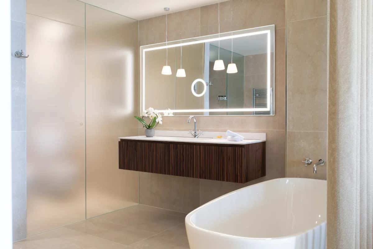 Dove dormire in una ex residenza reale affacciata sul lago di Garda