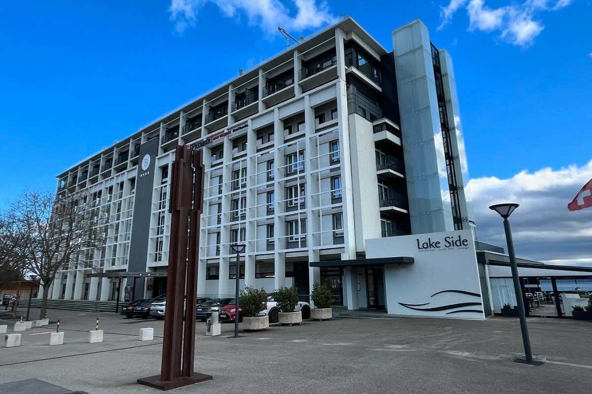 Scoprire Neuchâtel: dal lago agli orologi fino alla produzione di assenzio Scoprire Neuchâtel: dal lago agli orologi fino alla produzione di assenzio