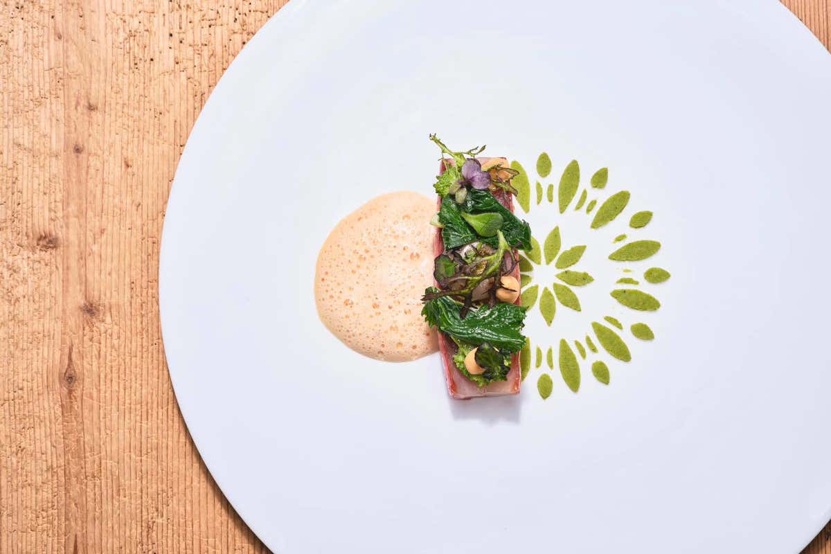 Scoprire Neuchâtel: dal lago agli orologi fino alla produzione di assenzio Scoprire Neuchâtel: dal lago agli orologi fino alla produzione di assenzio