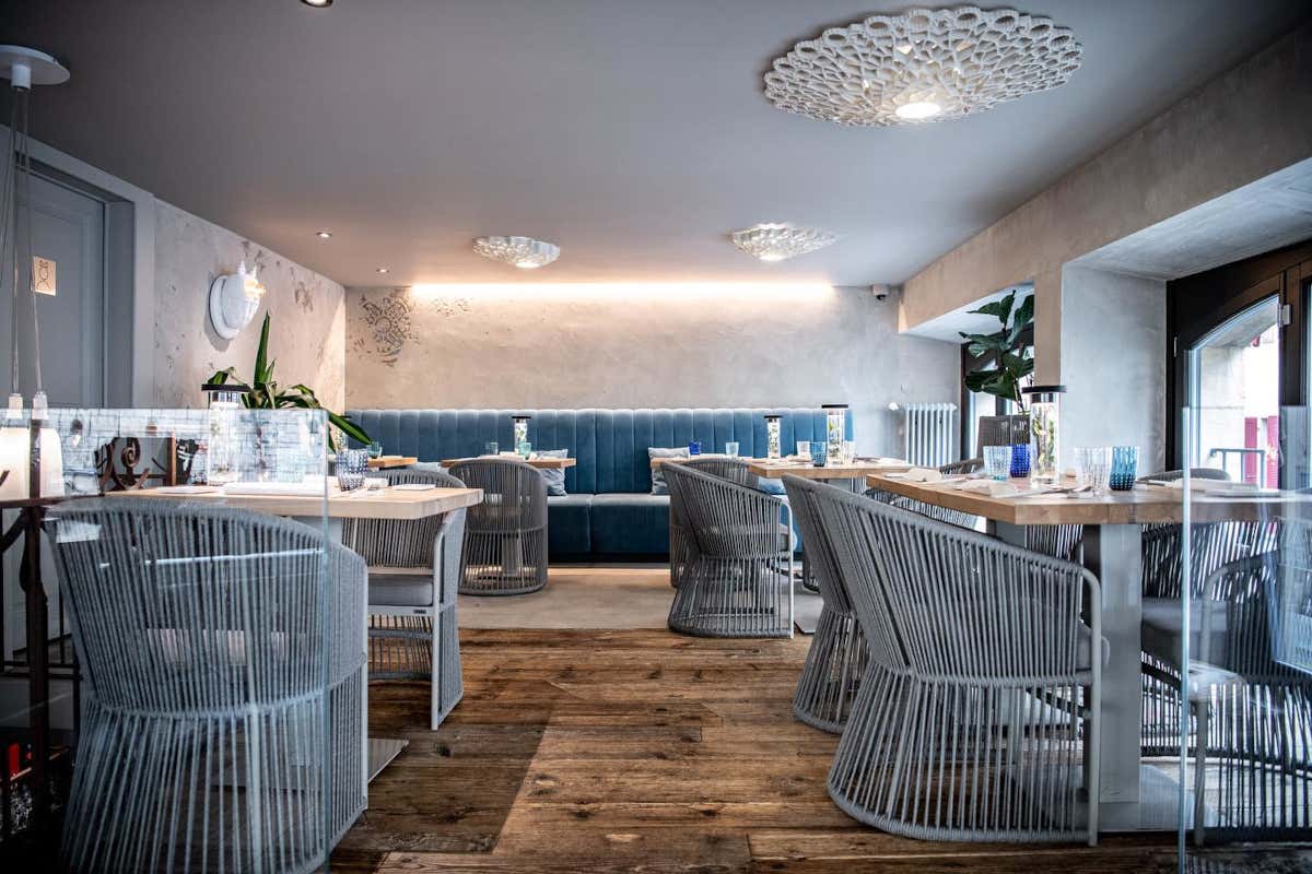 Scoprire Neuchâtel: dal lago agli orologi fino alla produzione di assenzio Scoprire Neuchâtel: dal lago agli orologi fino alla produzione di assenzio