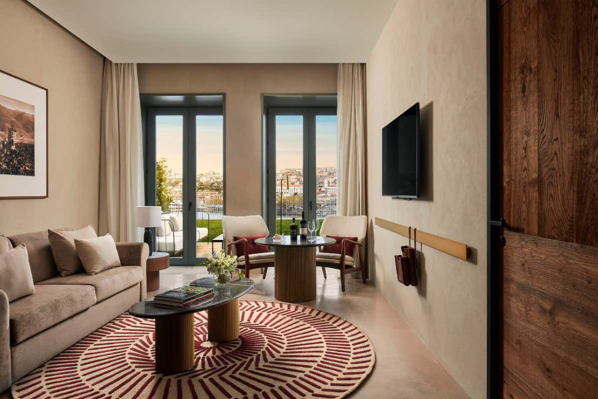 Tivoli Kopke Porto Gaia Hotel: una nuova gemma sul Douro nel segno del vino