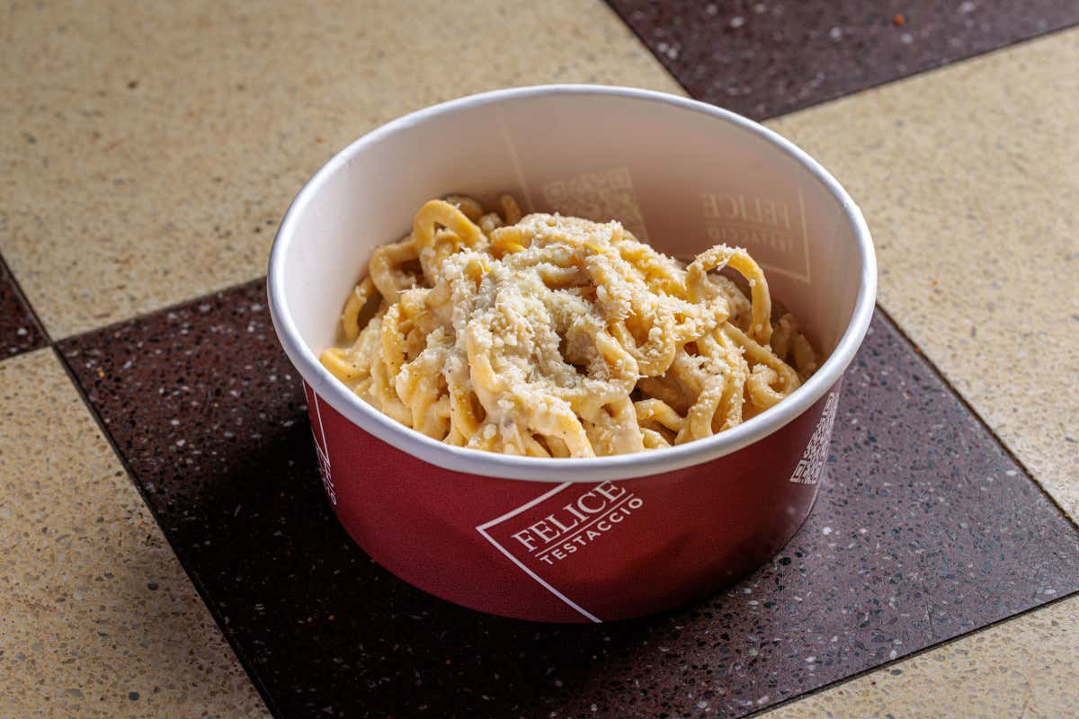 La cacio e pepe di Felice On the Go