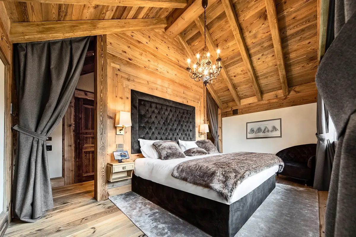 Sono state ricavate sette camere doppie Una Fenice che risorge dalla… neve: ecco la nuova villa Bacchini a Cervinia