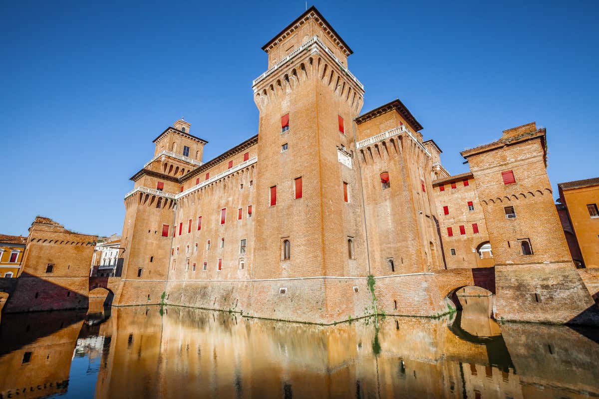 Cosa si mangiava nel Medioevo? Il racconto di un pranzo a Ferrara
