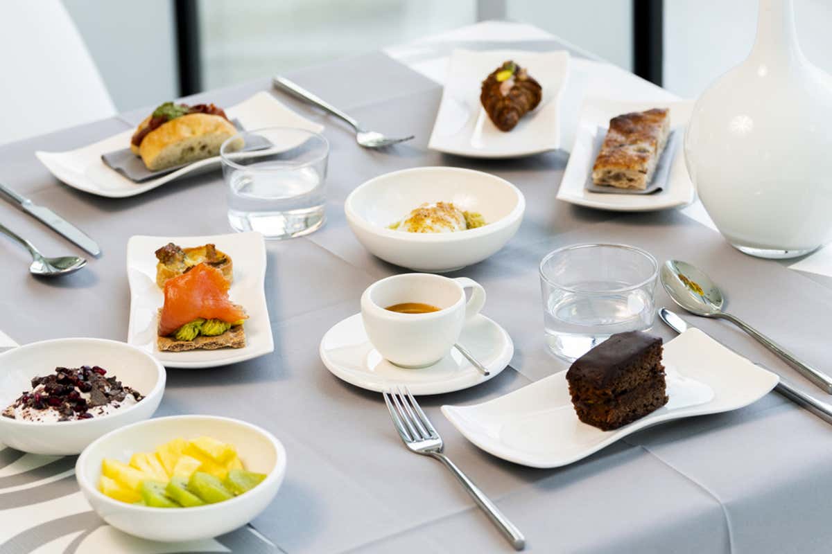 La colazione i-REAKFAST dell’i-SUITE Hotel Rimini può essere consumata ovunque