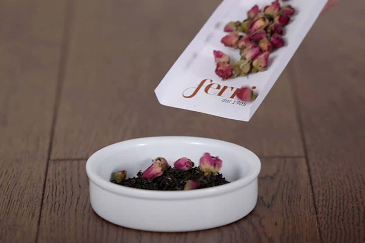 L’Anello di Monaco: il dolce mantovano “misterioso” che arriva dalla Svizzera L’Anello di Monaco: il dolce mantovano “misterioso” che arriva dalla Svizzera