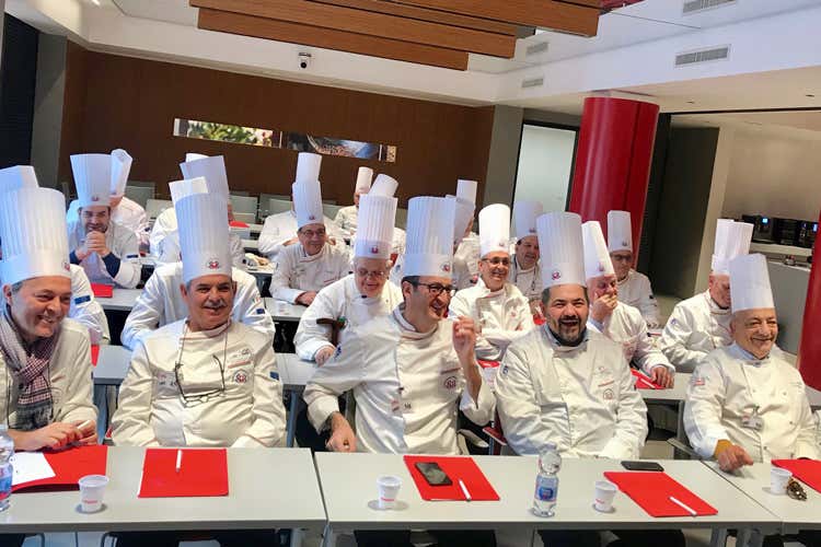 Cuochi Fic durante una... lezione (Alla Festa del Cuoco un focus sul rispetto delle norme alimentari)