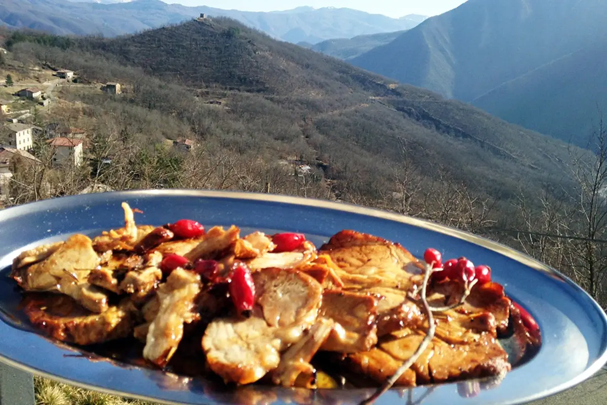 Filetto di maiale ai sapori zerbesi Cena di San Valentino insolita? In un borgo di 70 abitanti