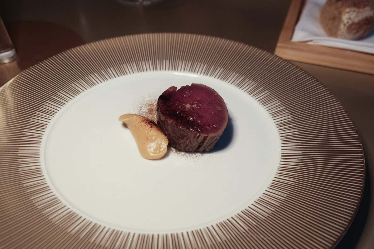 Filetto di cervo e liquirizia Filetti di cervo e liquirizia Lucia De Luca e Valerio Serino, interpreti della cucina italiana a Copenaghen