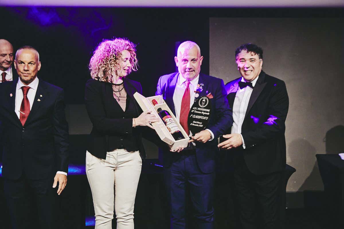 Il miglior barman d’Italia 2025 arriva da Canicattì e si chiama Filippo Falzone