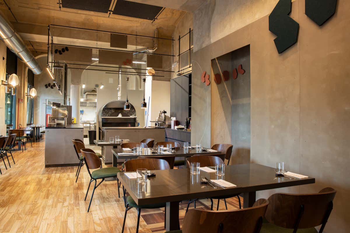 La sala della nuova pizzeria Finarella