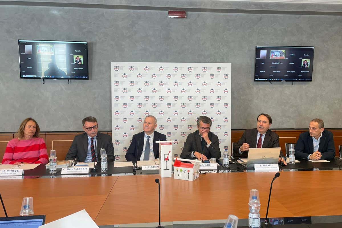 Doggy bag: il 74% degli italiani è favorevole, ma solo il 15% la utilizza