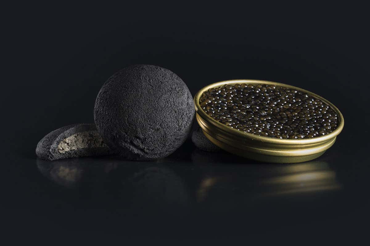 Pasticcino di caviale Flamigni, dal 1930 pasticceria in movimento